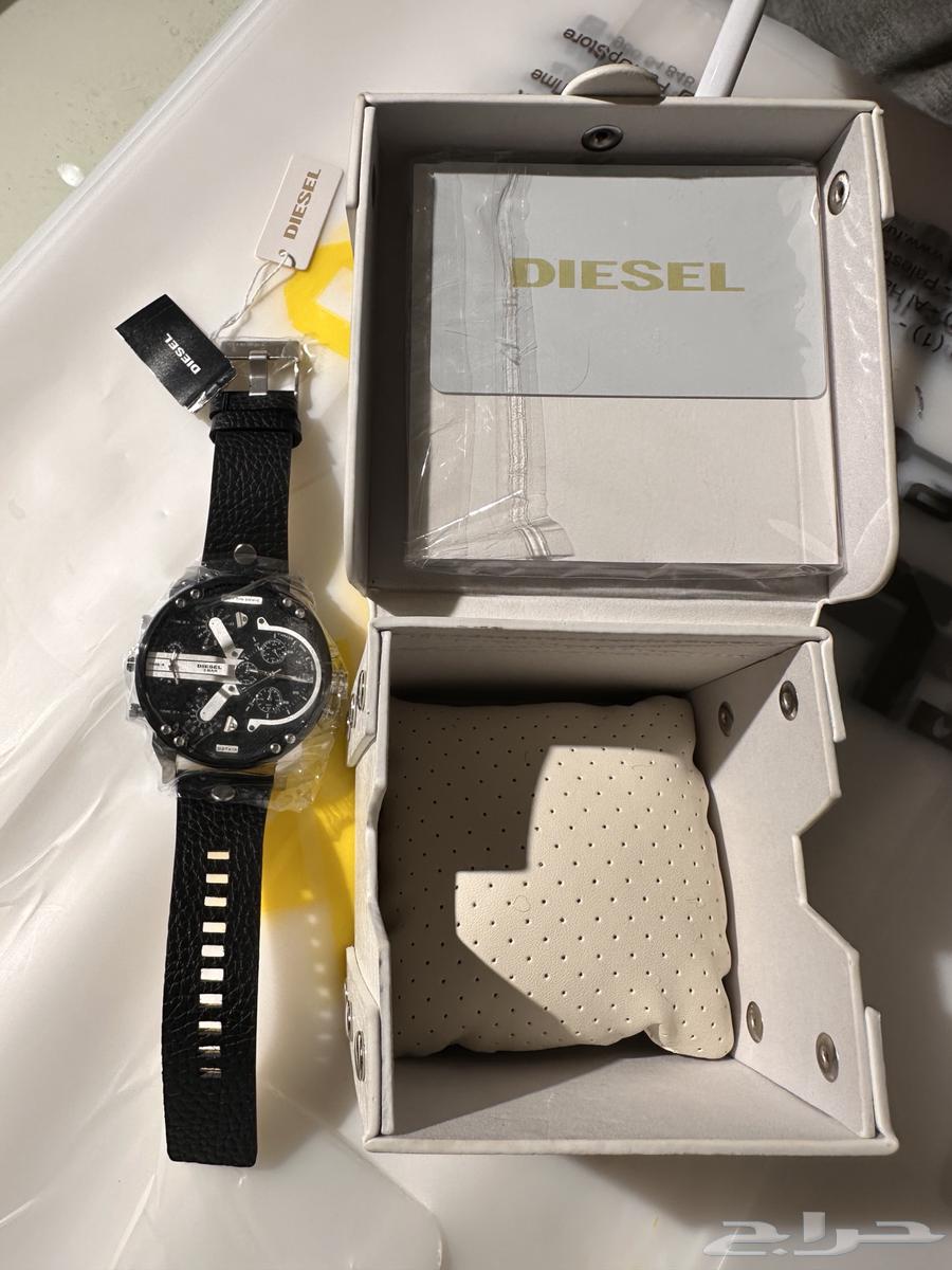 للبيع ساعة ديزل الأصلية64509546981761111