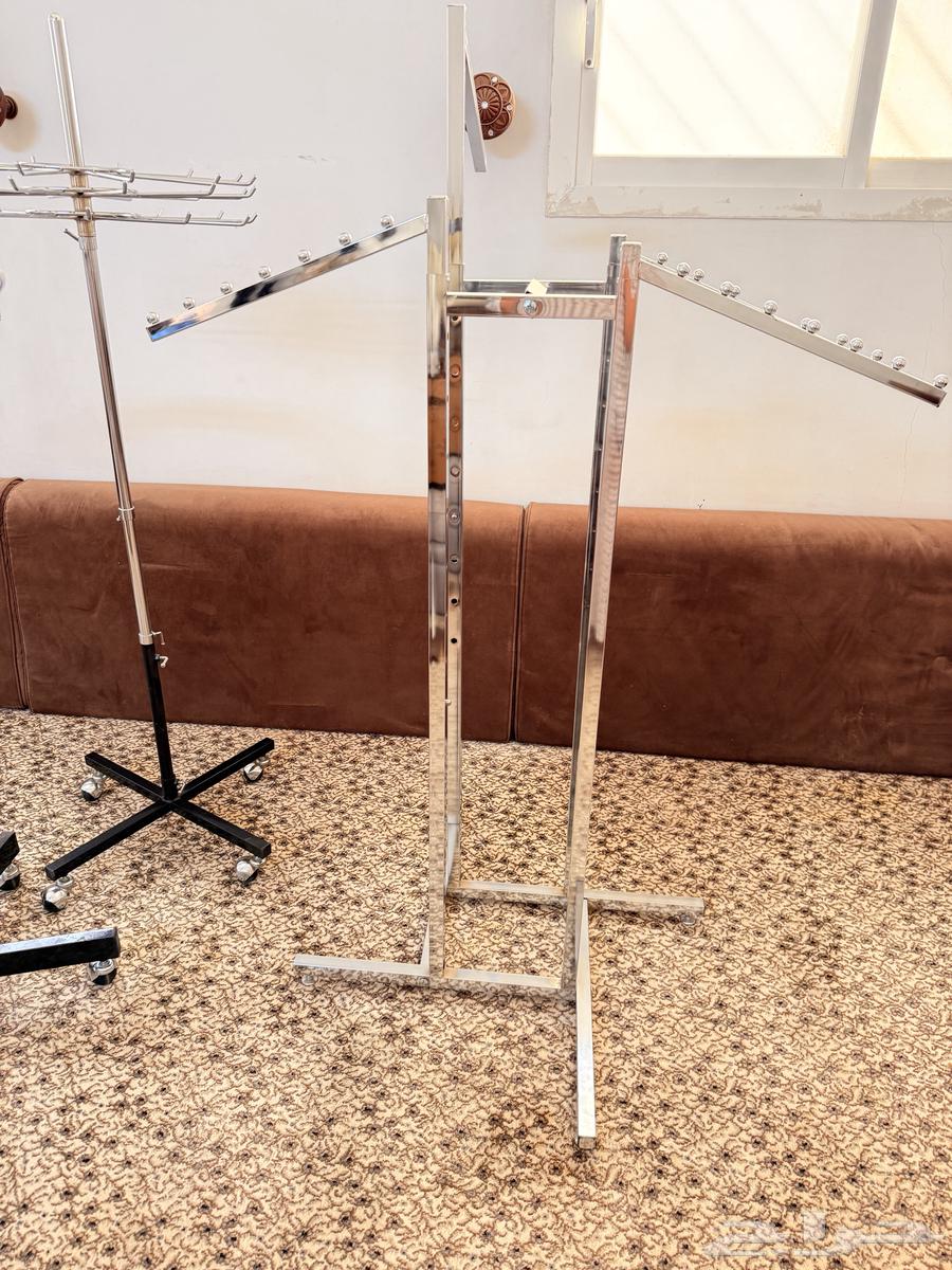 معاليق محل ومانيكانات للبيع64508817247618111