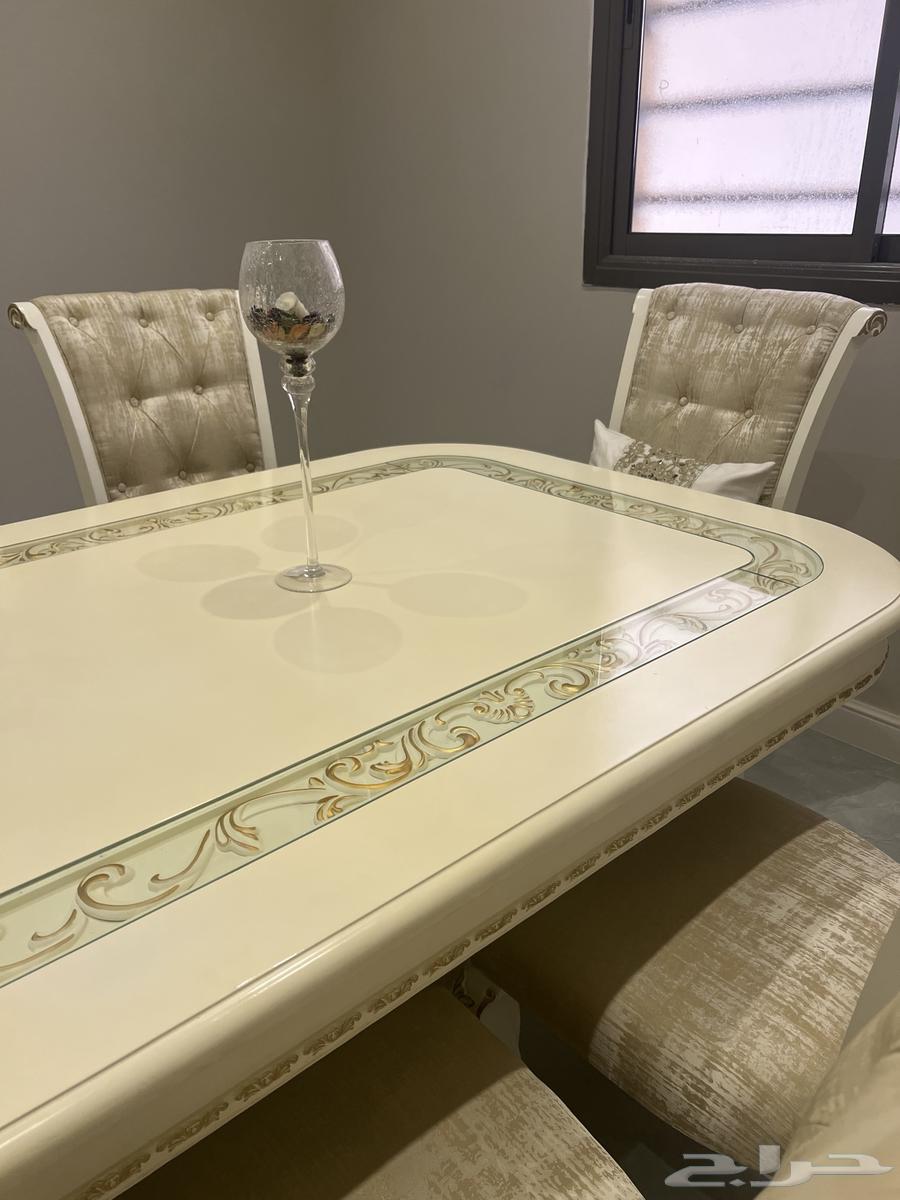 Dining table from Jannat Al Mattresses64509391965953112