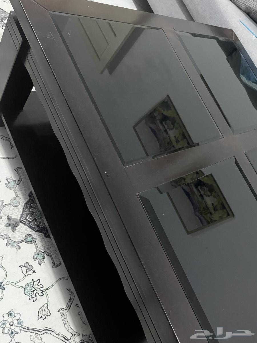 Double bed and table64507095980419112