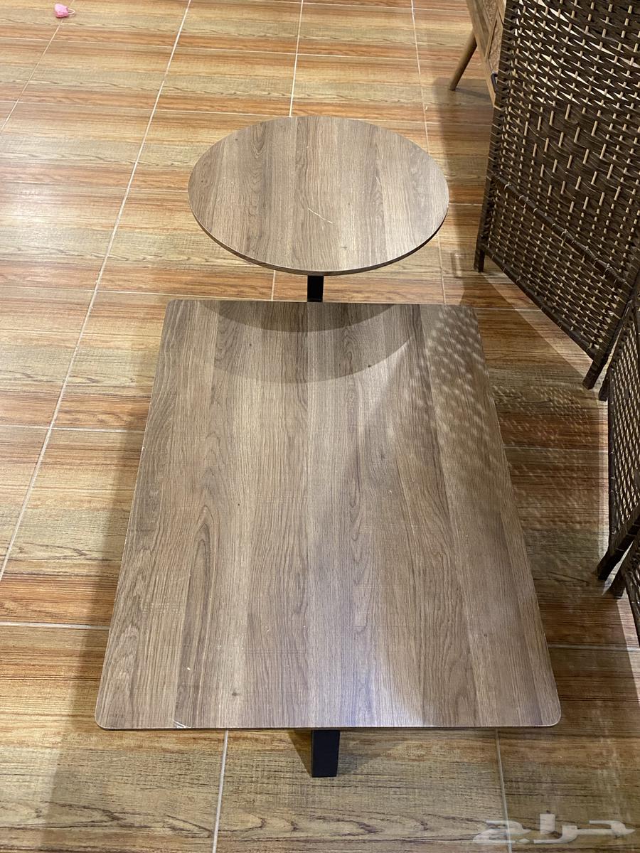 طاولة قهوة جيدة شراء 600. ممكن بيعها ب 20064510012852353112