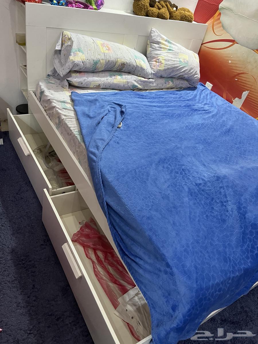 Various furniture64508775129474113