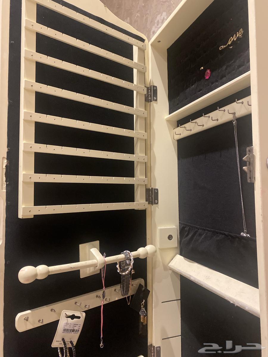 دواليب للبيع64505370817666113