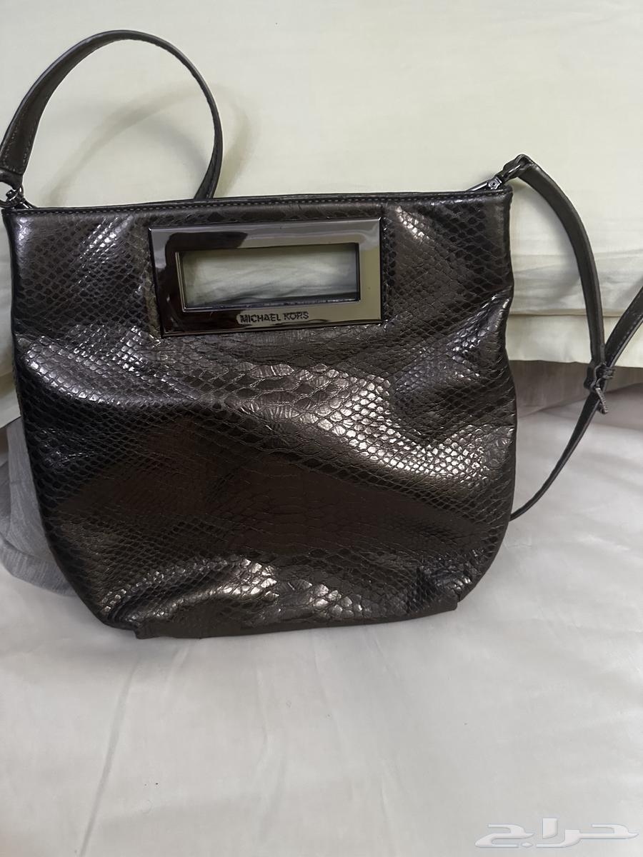 شنطه ماركه مايكل كورس و DKNY64507768067713111