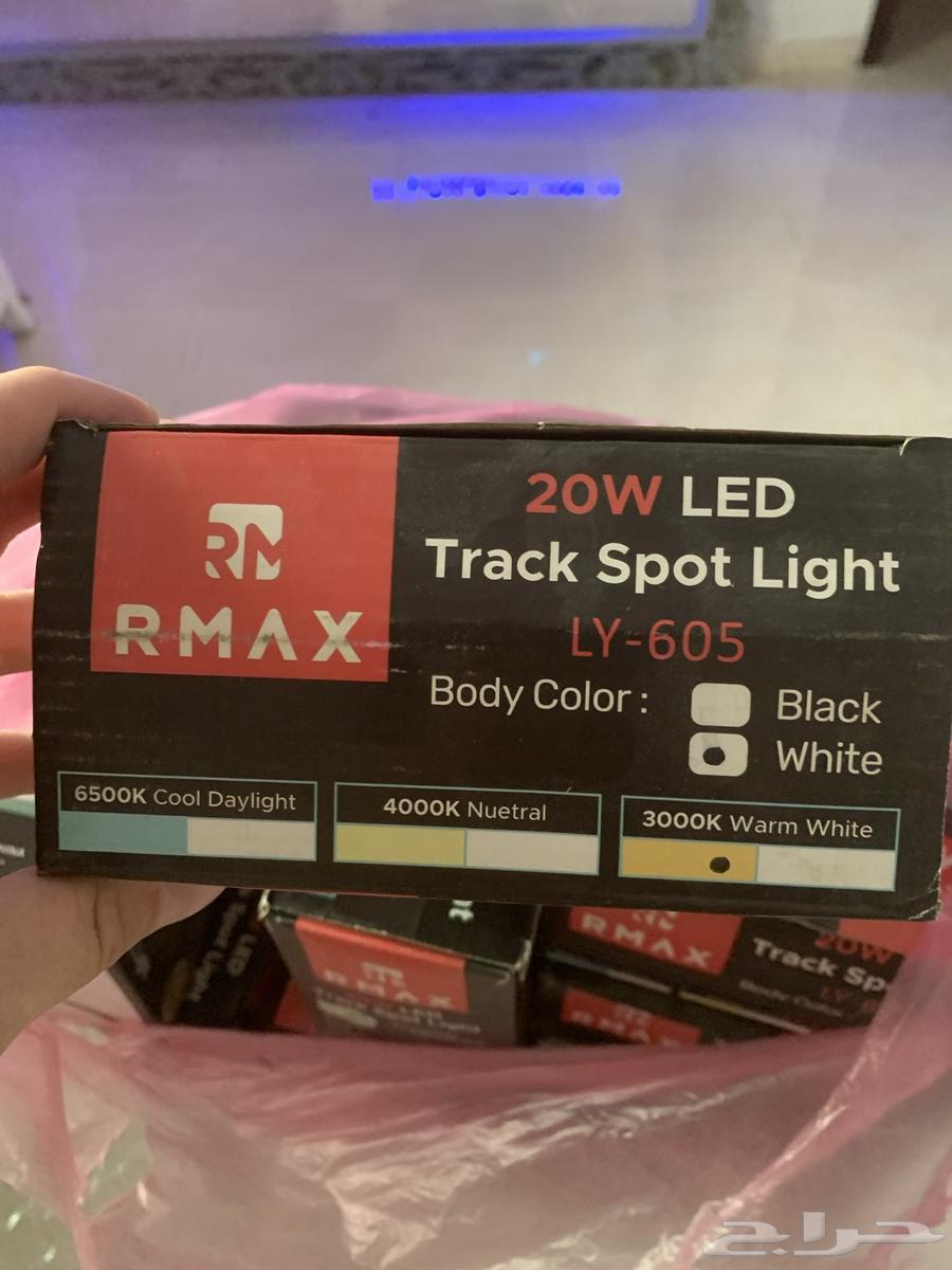 12 ceiling lights for sale with 3 controllers64507487199107111