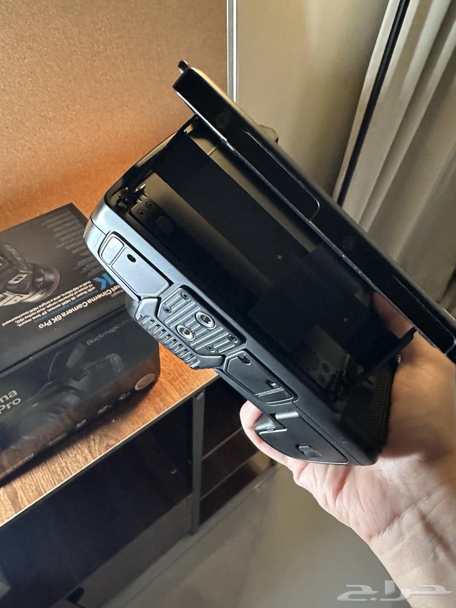 كاميرا سينمائية بلاك ماجيك BMPCC 6K Pro (شبه جديدة)64503815374209113