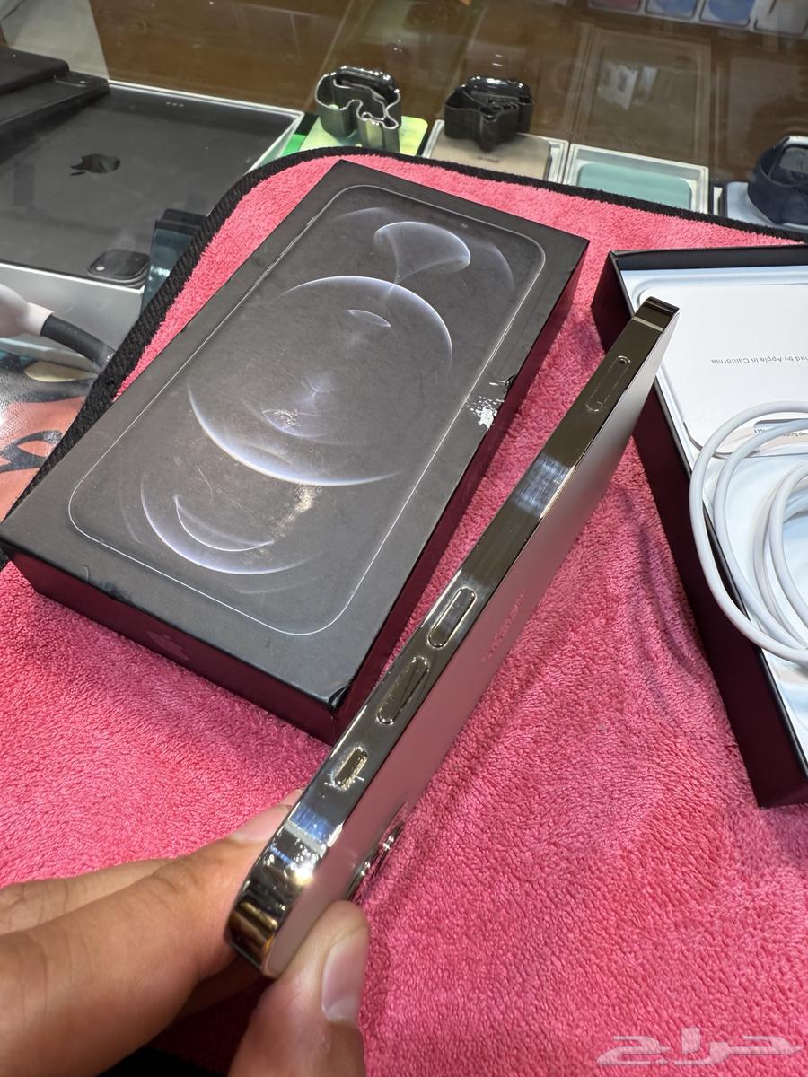 آيفون 12 برو 256 قيقاء بطارية 96 مع كرتونه وكامل اغراضه64509700787075114