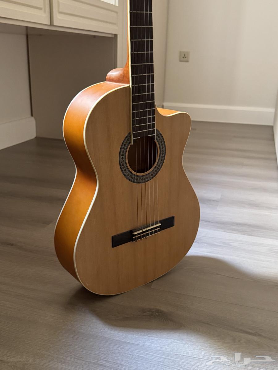 جيتار كلاسيك (جديد)64506844590979114