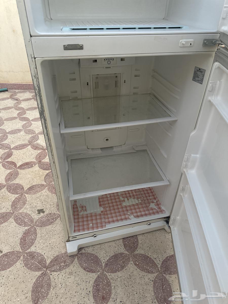 للبيع ثلاجه وفرن صغير64507879982595112