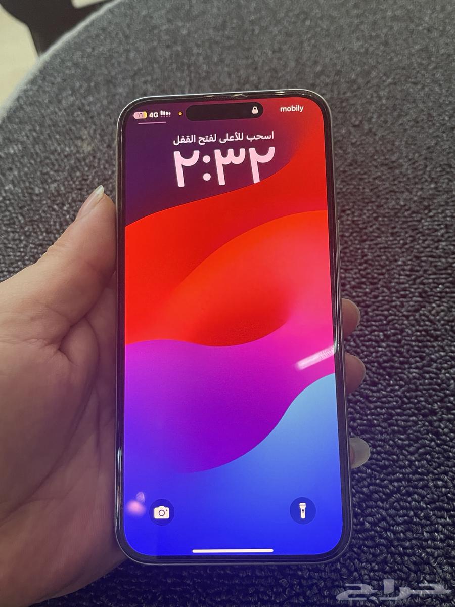 جوال 15 برو ماكس بحاله الزيرو بدون اي خدش شاحن اصلي وعلبه64503472911491111