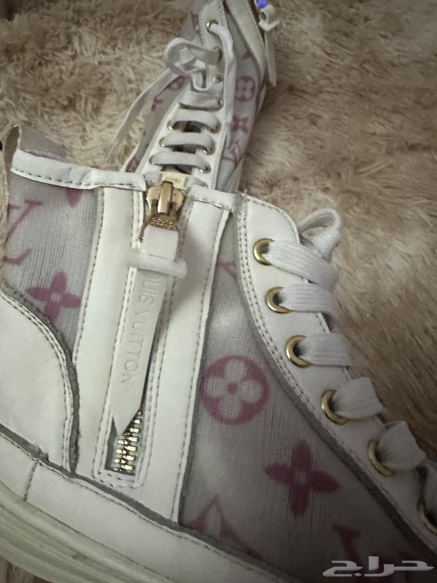 shoes حذاء LV لويس فيتون اصدار 202064509040931074110