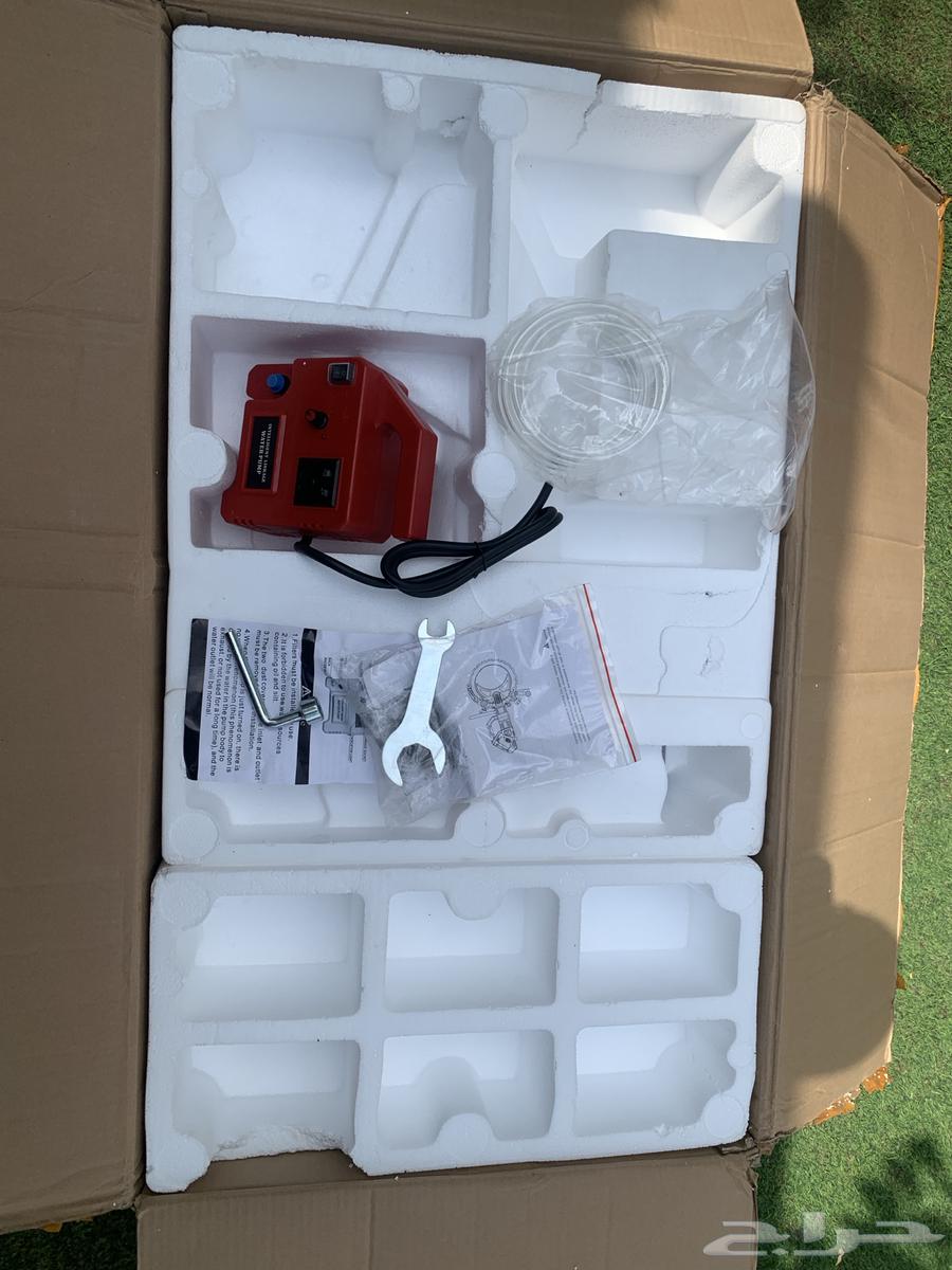 منشار دائري او مقص للجدار64504983896322111