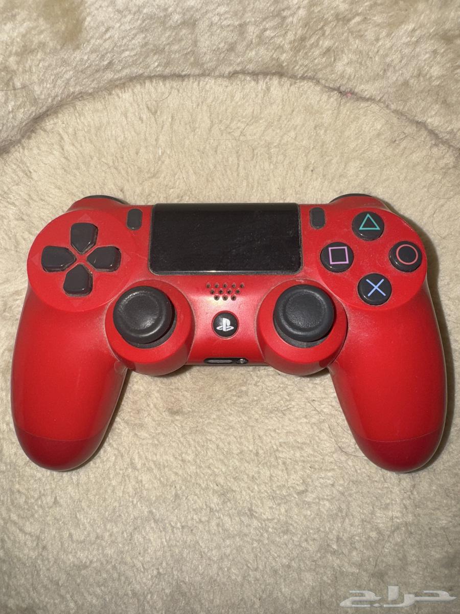 Sony 4 with two original controllers64506006983681112