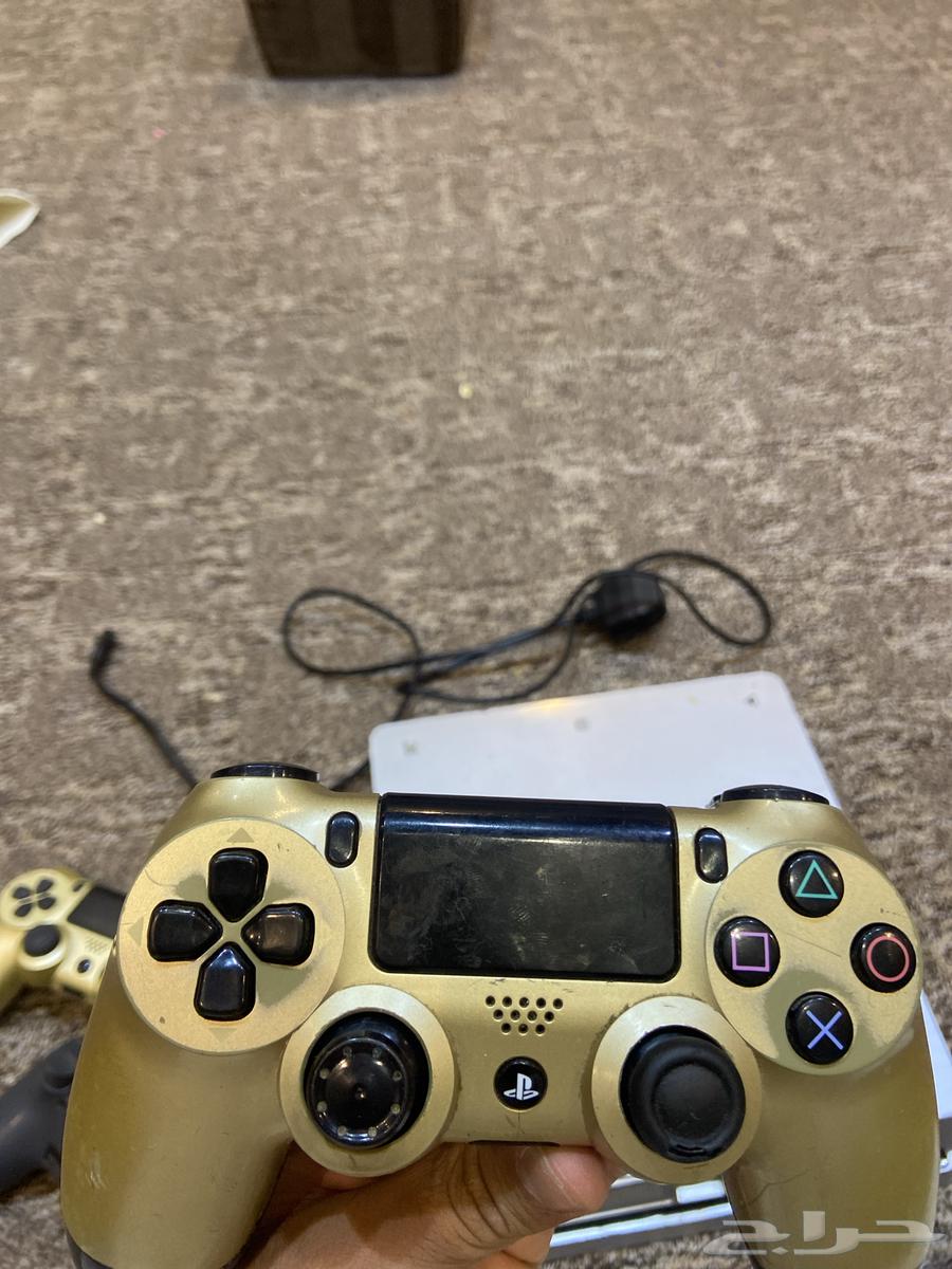 هاذا سوني 4 مستخدم نظيف وفيه شريط محمل فيفا 23 الخلل64508537327107114