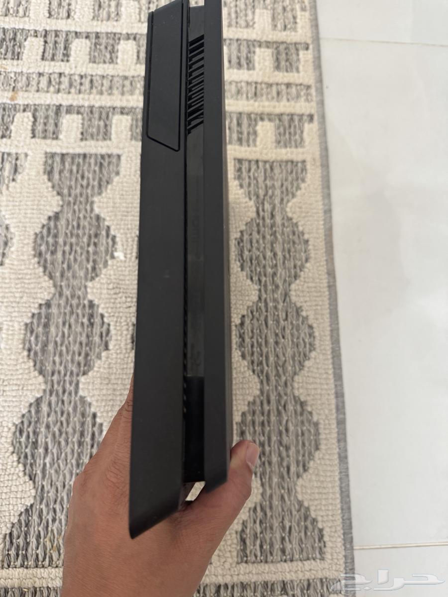 Used PlayStation 4 with games64505329298946112