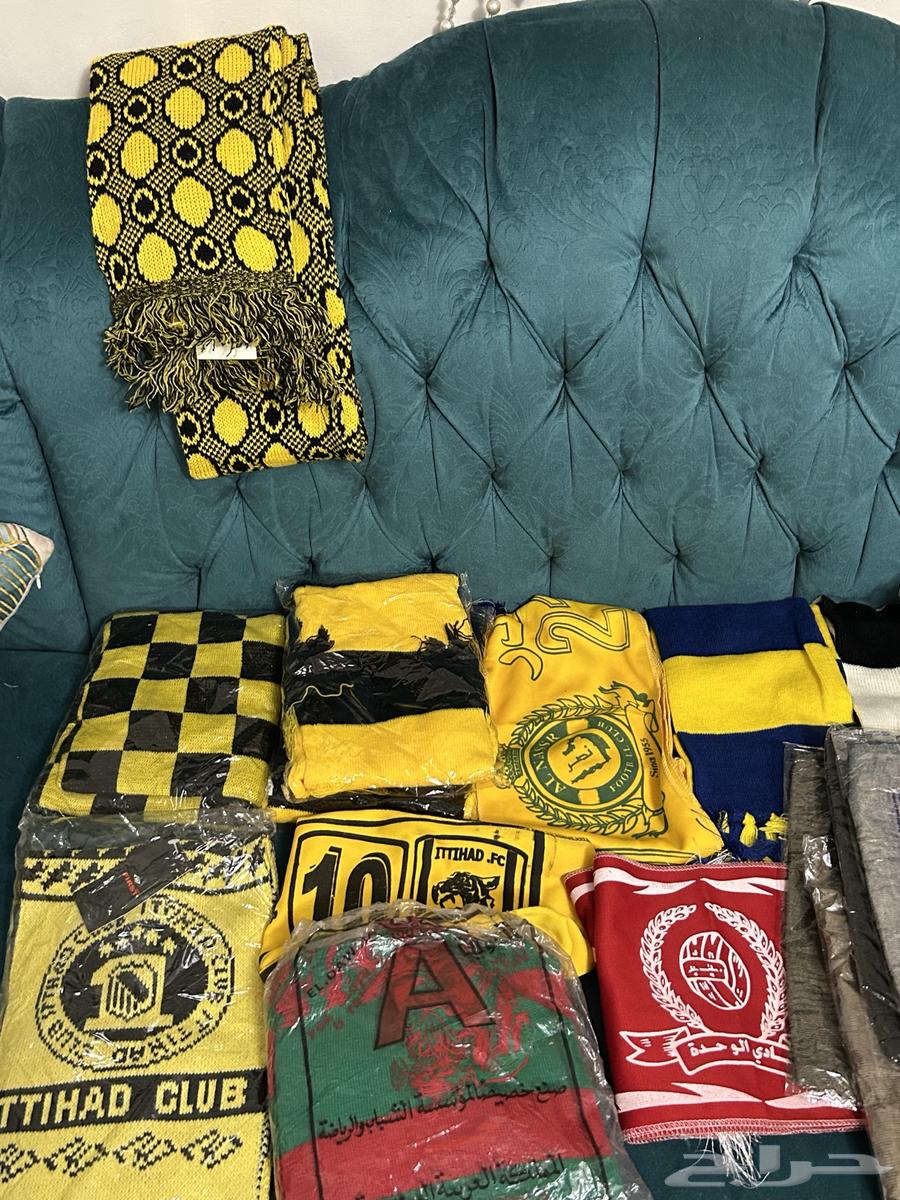 اعلام اندية و شالات و طواقي واقنعة64505584664961111