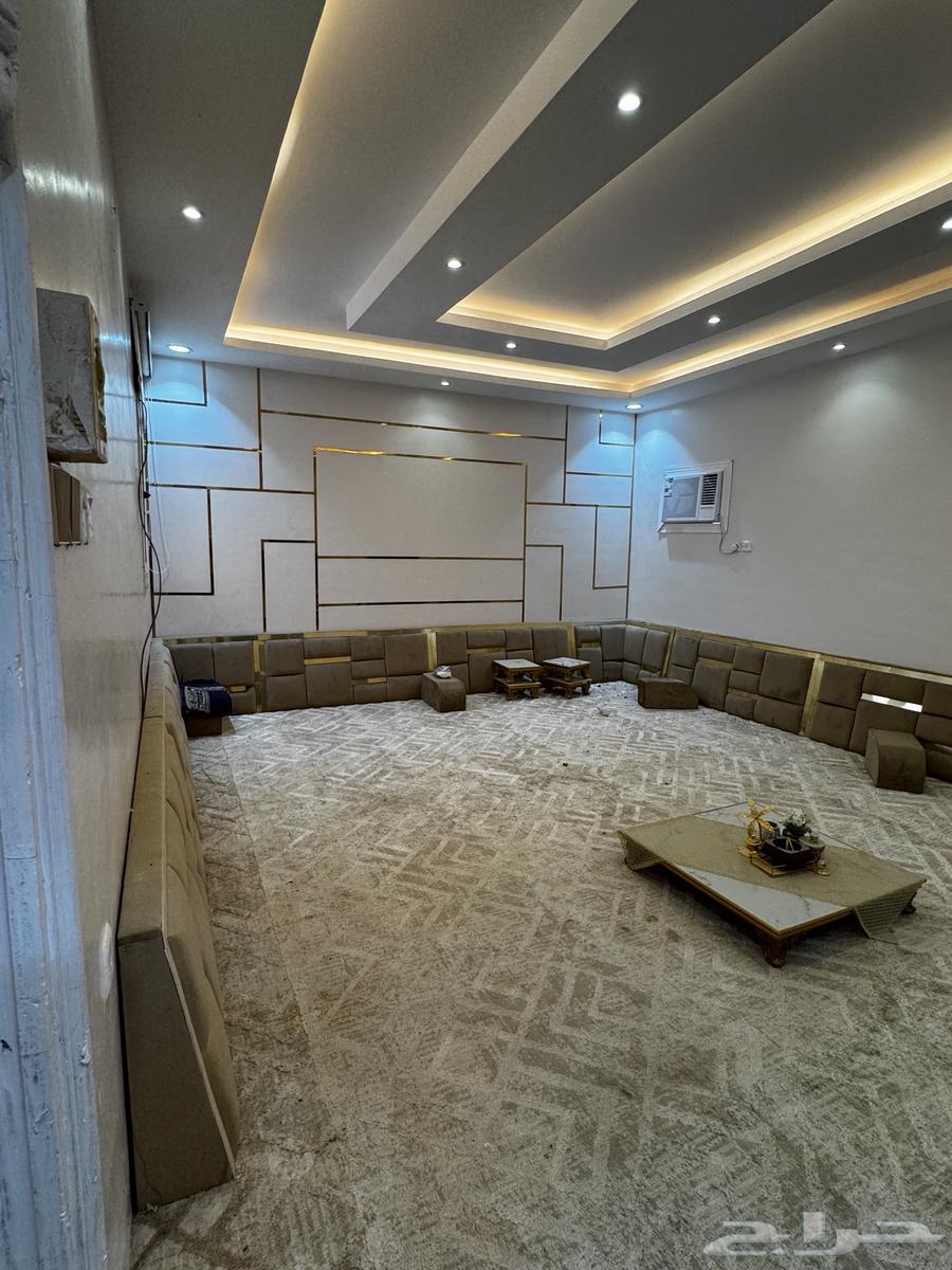 New living room support with table and bedding64505052807939111