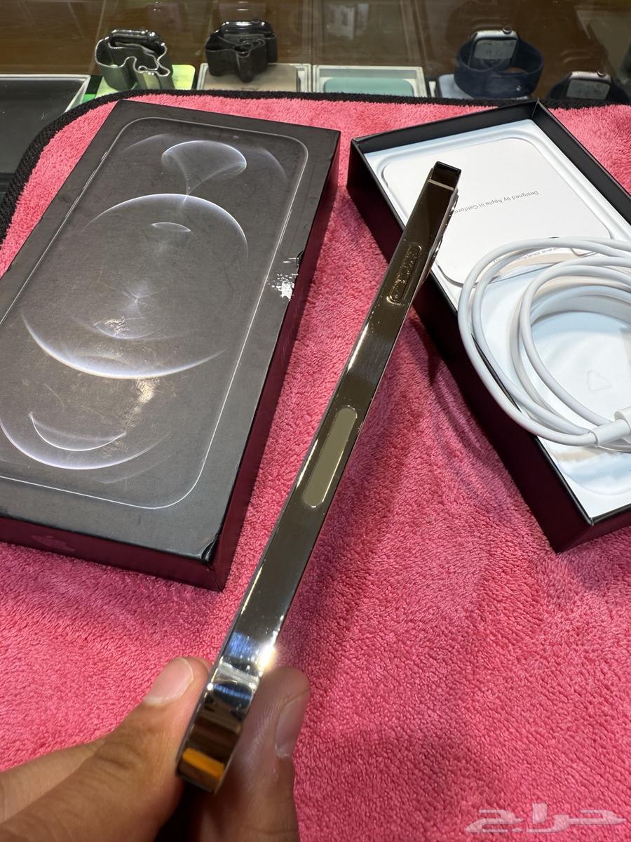 آيفون 12 برو 256 قيقاء بطارية 96 مع كرتونه وكامل اغراضه64509700787075112