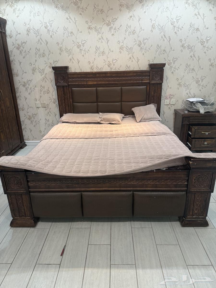 غرفة نوم من هوم سنتر  صناعة ماليزية راقية  خشب ثقيل جدا64509264841729110