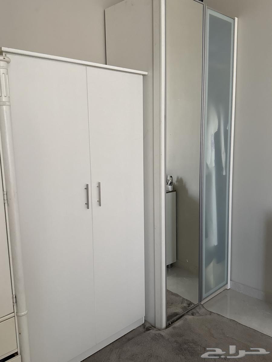 دولاب ملابس شبه جديد64505370843266110