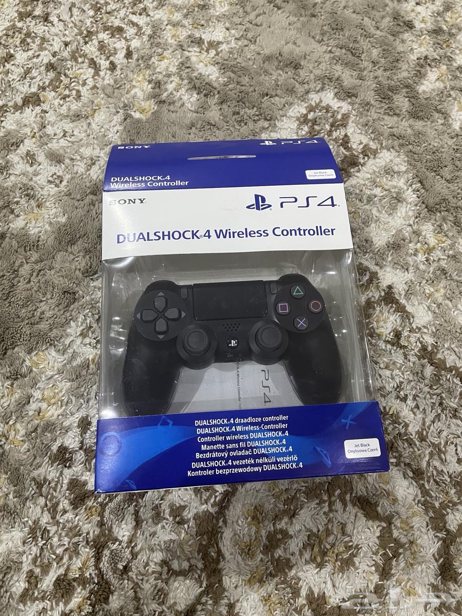 PlayStation 4 Controller64510789243522110