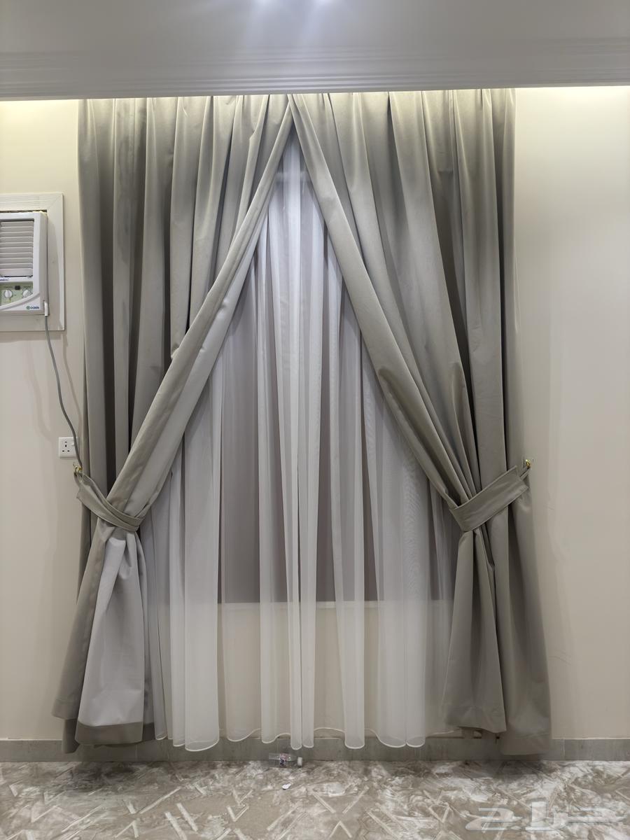 Curtains and carpet for sale, new64505425902977110