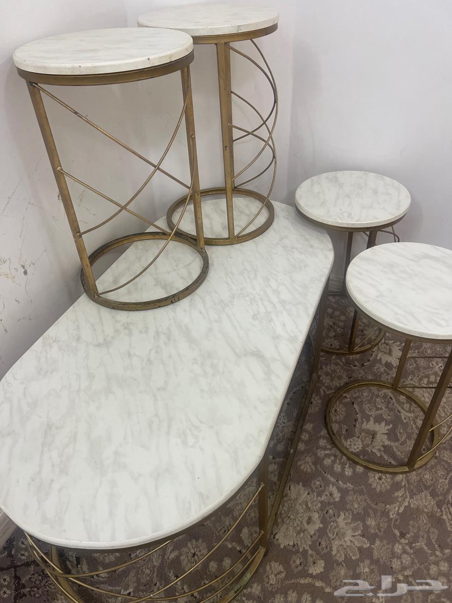 Table with 4 small tables64510310103809111