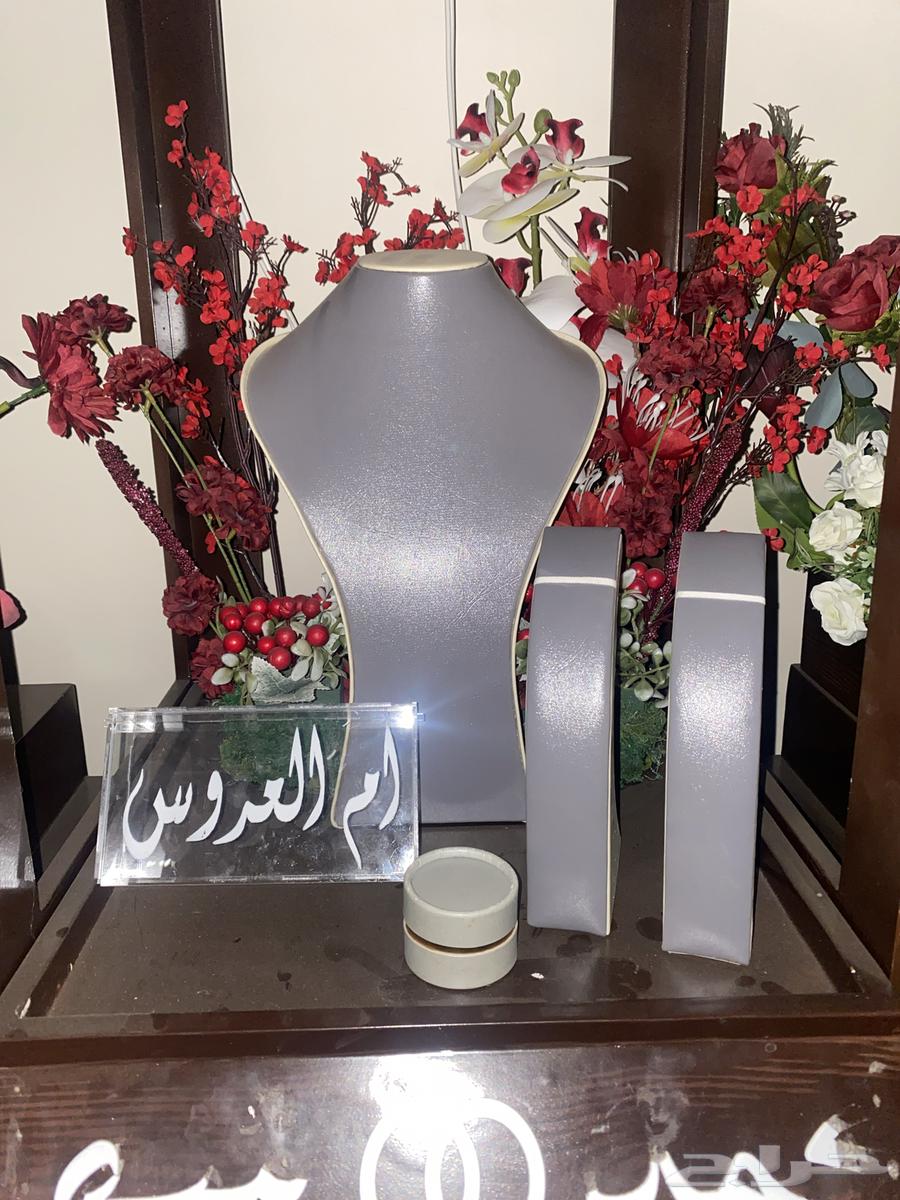 عربية ملكه معها كامل أغراضها64509434297985112