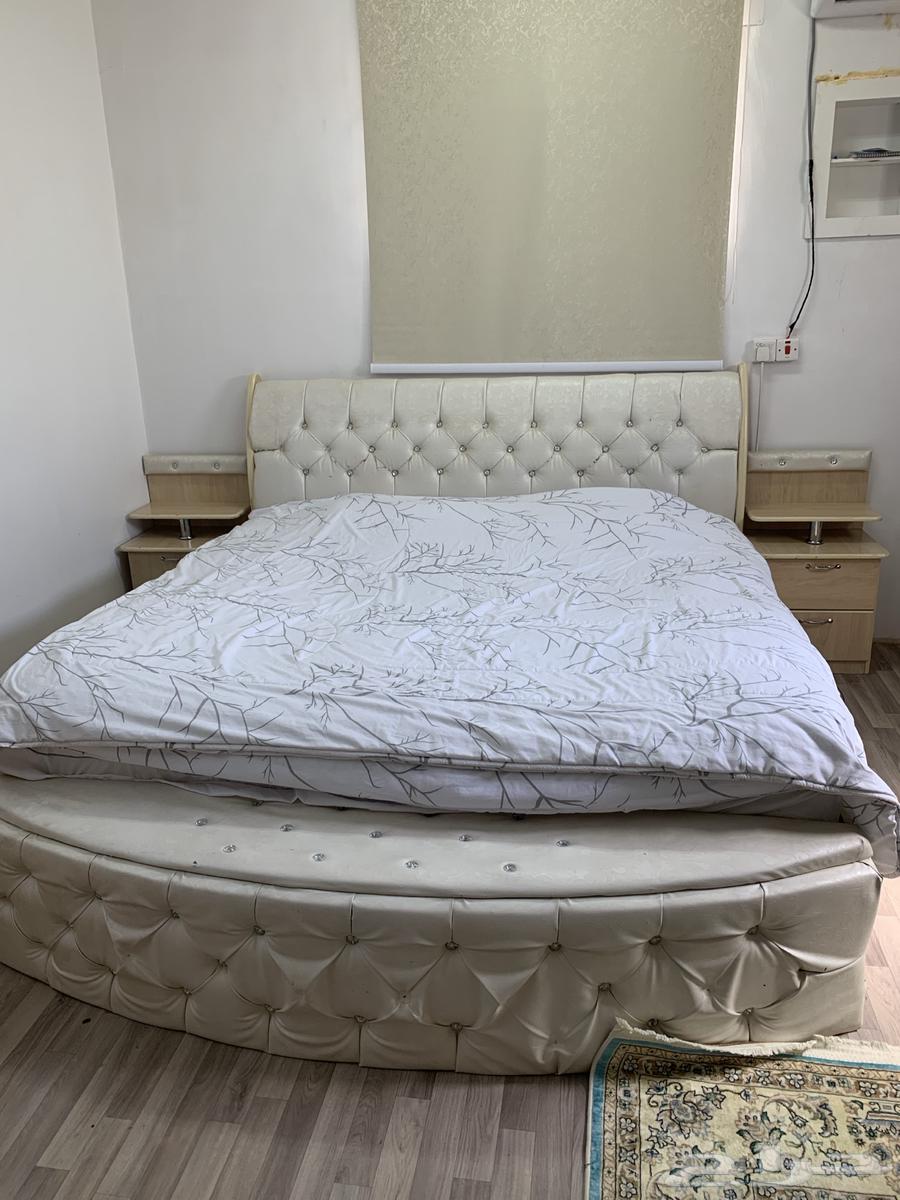 غرفة نوم بحاله جيده للبيع64505508625666111