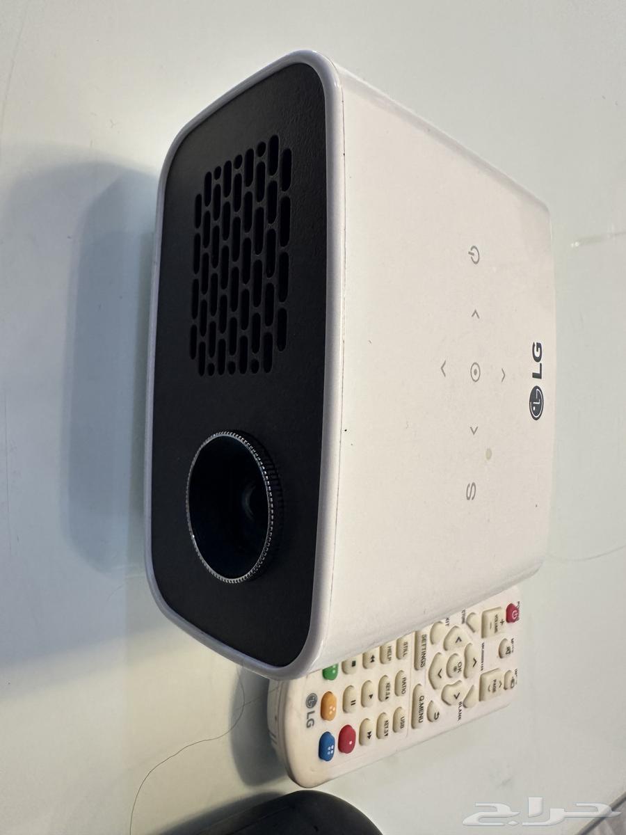 جهاز بروجيكتر بسلك وسماعات64507487216002110