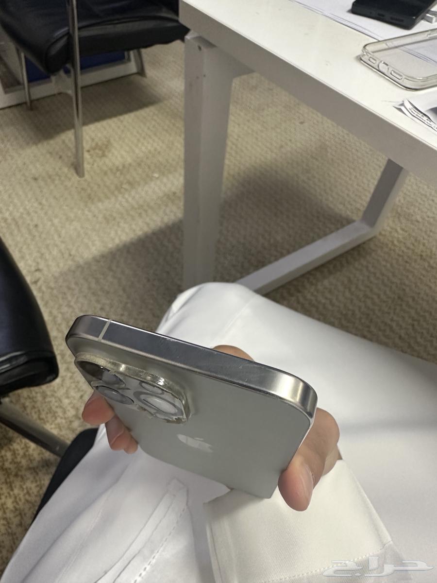 iPhone 16 Pro Max in excellent condition battery 100 light use64504736483329113