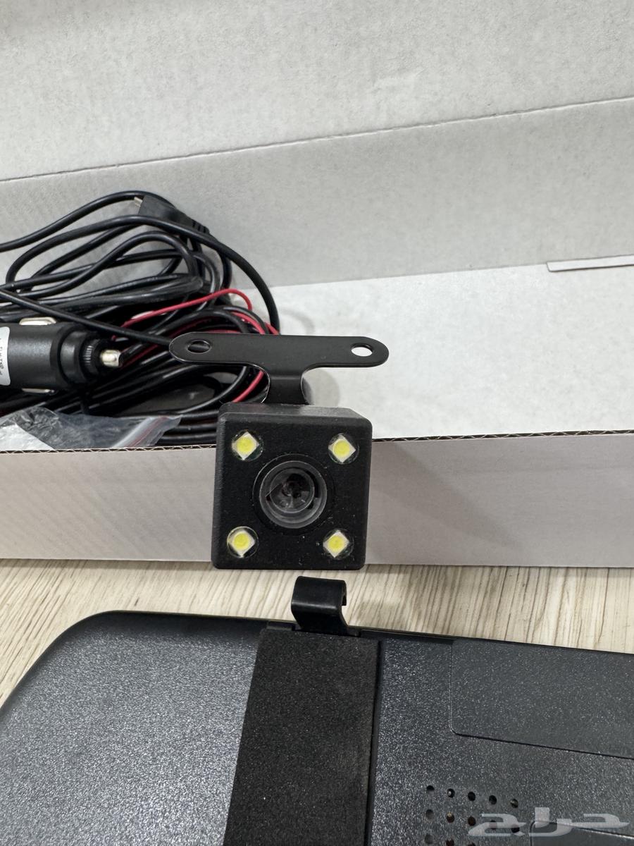 Front and rear dashboard camera mirror.64506006968066113