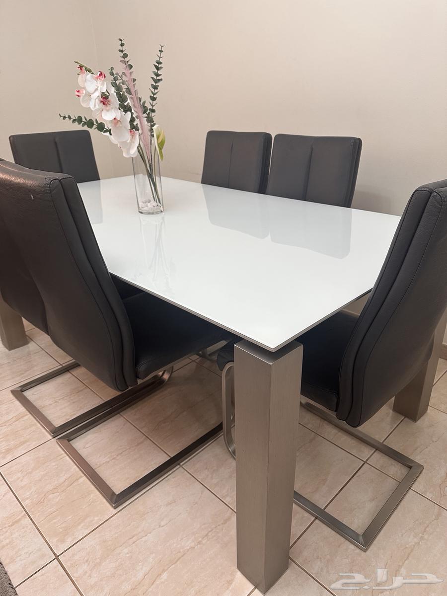 بيع طاولة شبة جديده64509884837378111