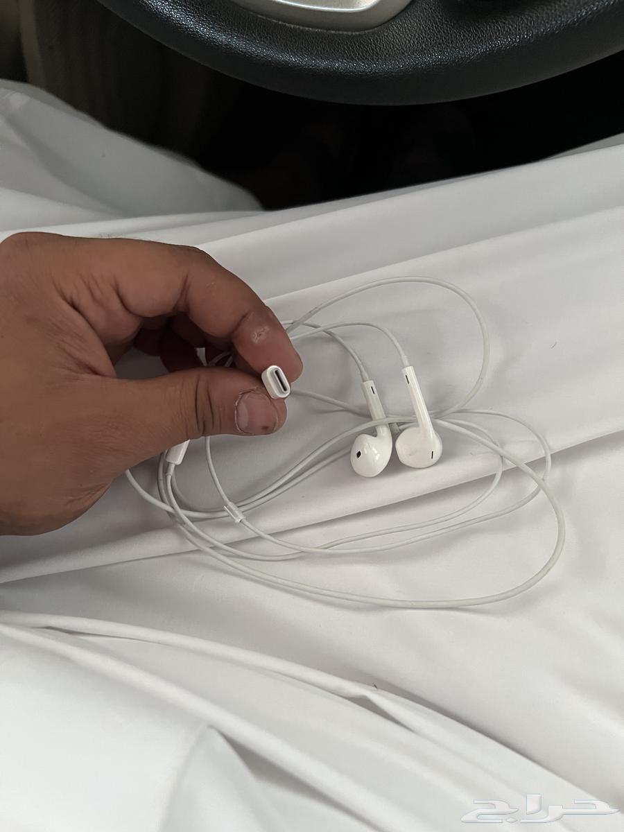 سماعه ابل اصليه حقت ايفون 1664507039910146110