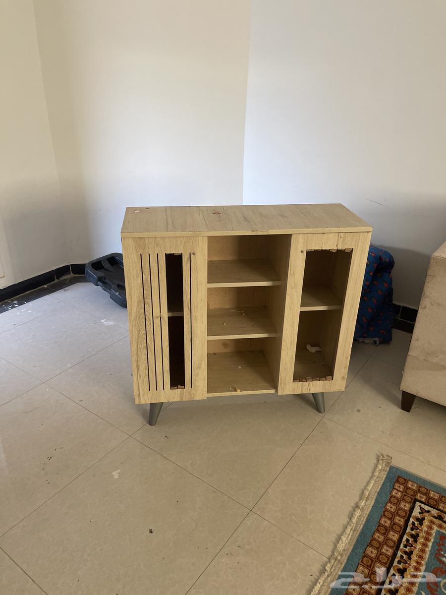 قطعتين كنب مع دولاب صغير64504406964865111