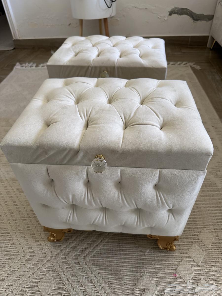 Two semi-new carpet boxes, very little used64507501462657110