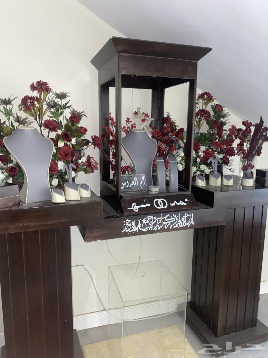 عربية ملكه معها كامل أغراضها64509434297985110