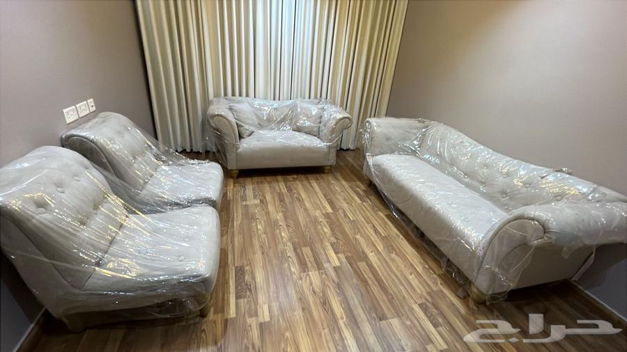 كنب نظيف للبيع بحالة ممتازة64503322294145110