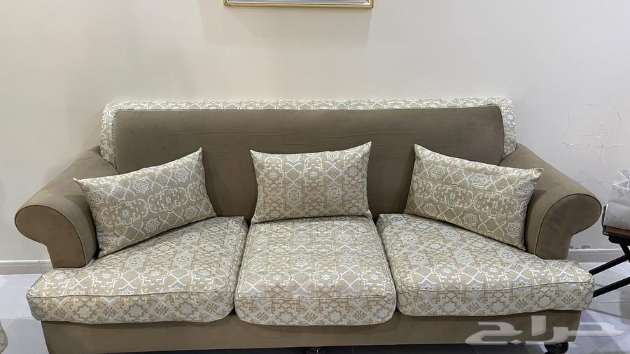 كنب للبيع المستعجل جداا بسبب السفر64506364470786110