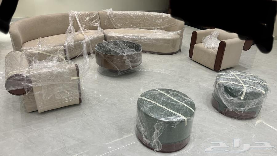 كنب دايري من دون الطاوله والبيع قريب64503774469762111