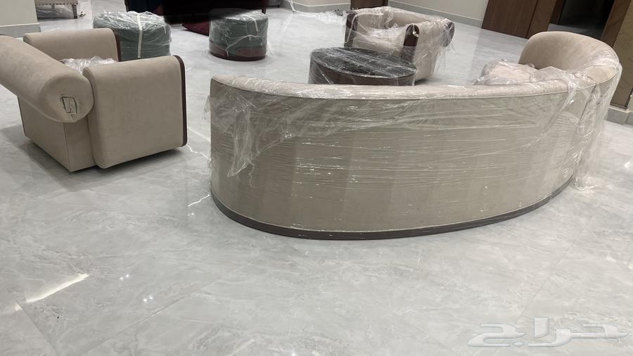 كنب دايري من دون الطاوله والبيع قريب64503774469762113