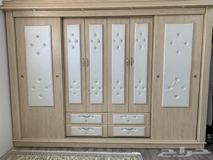 غرفة نوم بحاله جيده للبيع64505508625666110