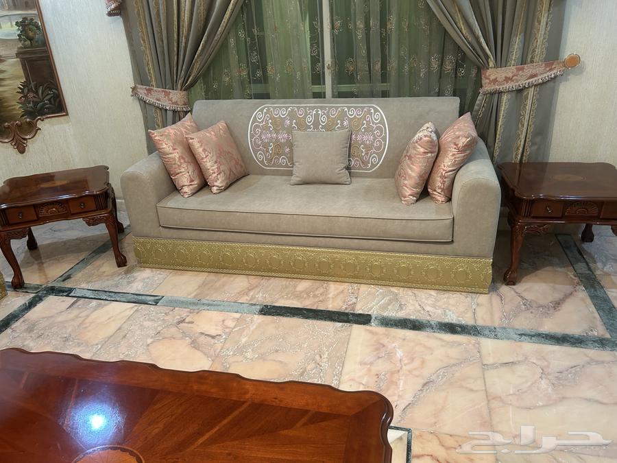 Furniture for sale, L-shaped sofa with tables and dining table64505453932291111