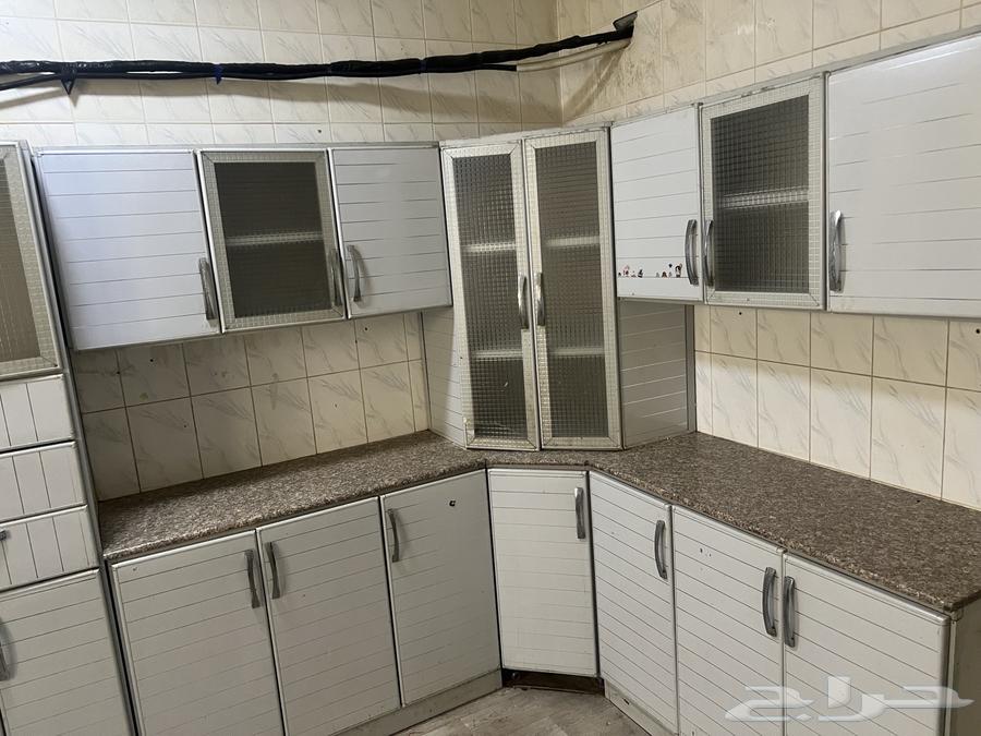 4 مكيفات شباك   مكيف سبليت   ثلاجة   دولاب مطبخ كامل64506927807745114