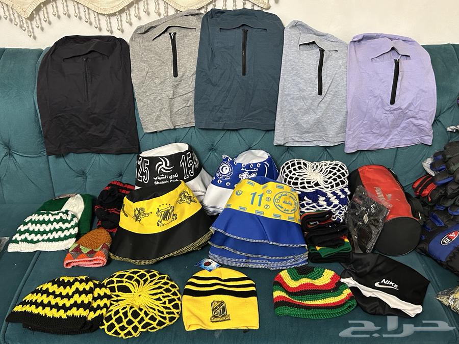 اعلام اندية و شالات و طواقي واقنعة64505584664961110