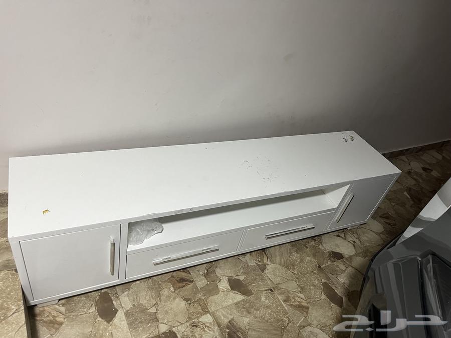 طاولة حاملة للتلفزيون64504365872514111