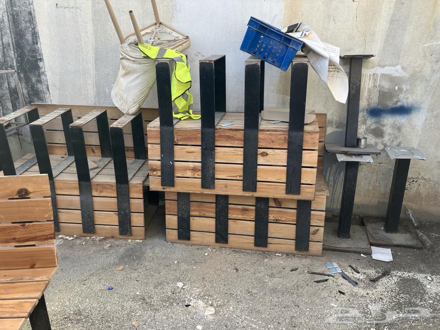 Chairs and table bases64507346956545112