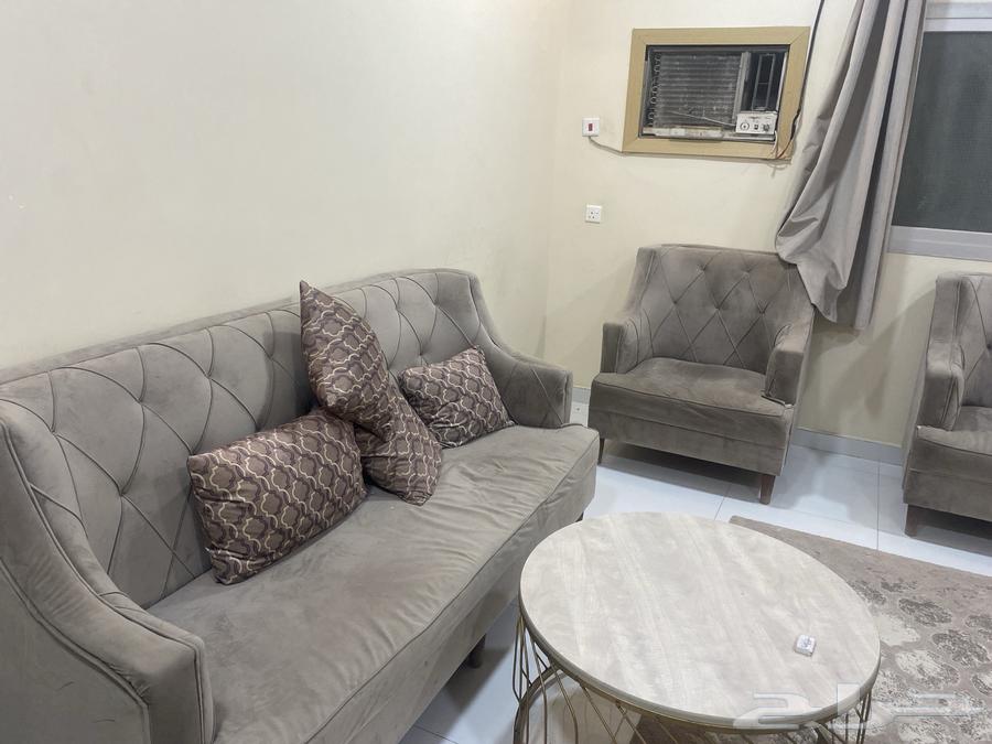 مكيف والكنب لبيع مستعمل ع اسوم64508733621763110