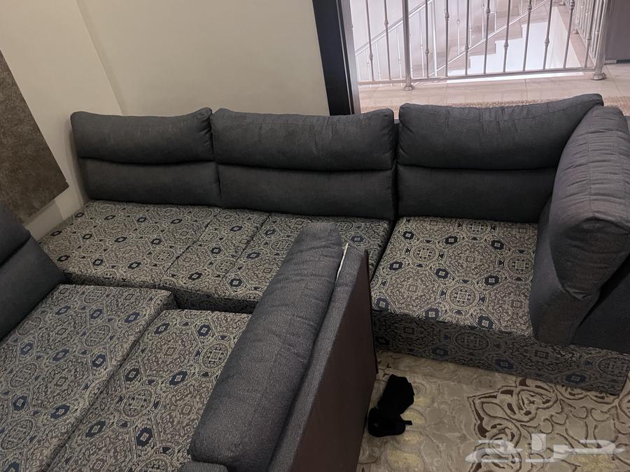 كنب ارضي بحاله ممتازه64506146437249110