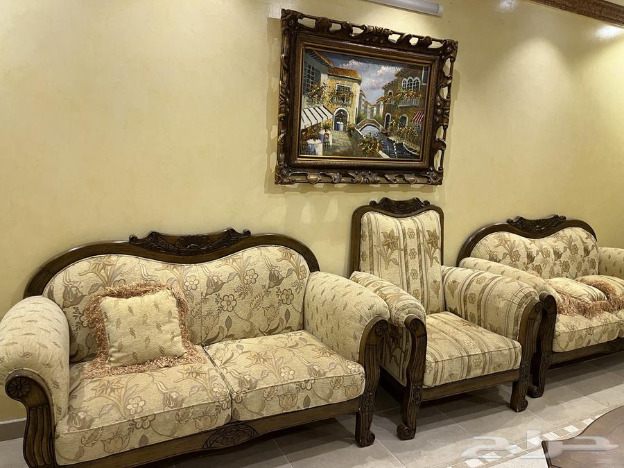 Used sofa like new size 4 664503857239043111